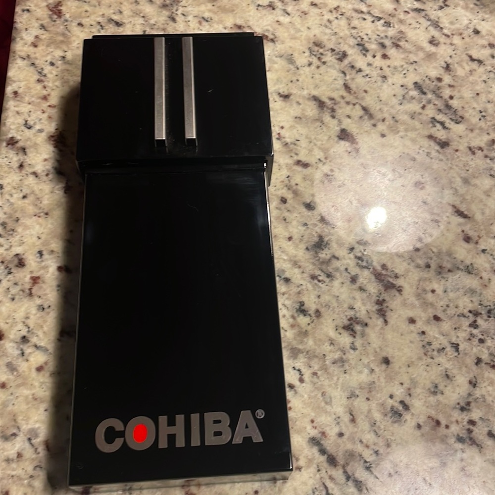 Cohiba humidor & ashtray